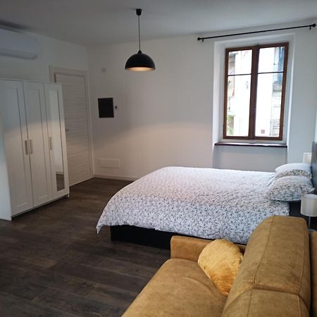 Alloggio Delizioso Domodossola Rooms Exterior foto