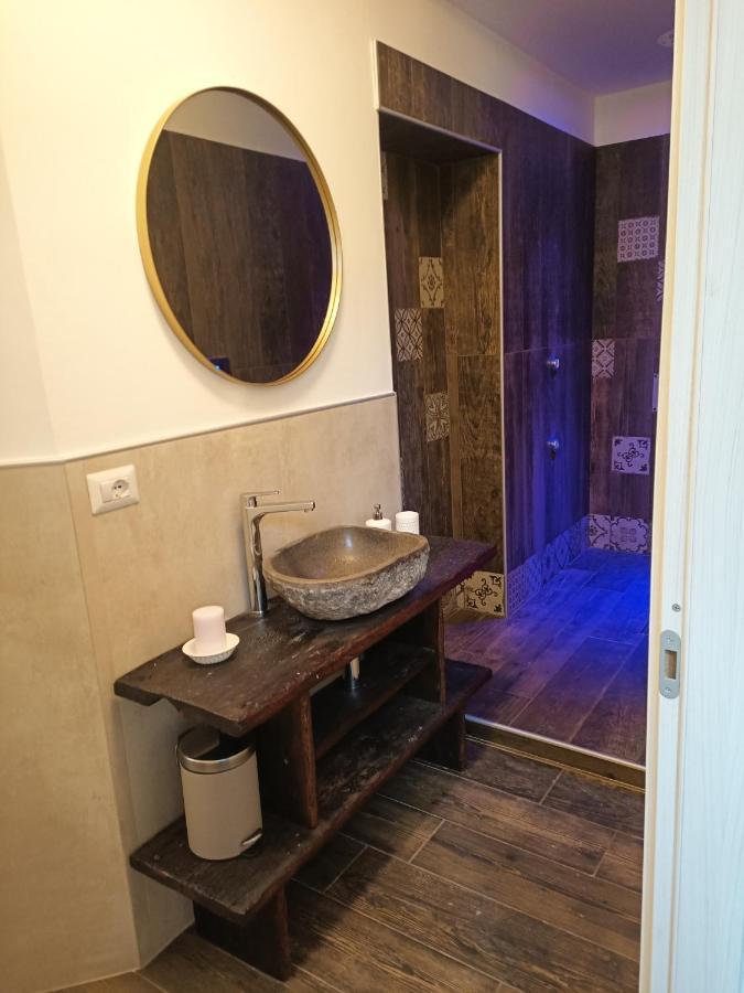 Alloggio Delizioso Domodossola Rooms Exterior foto