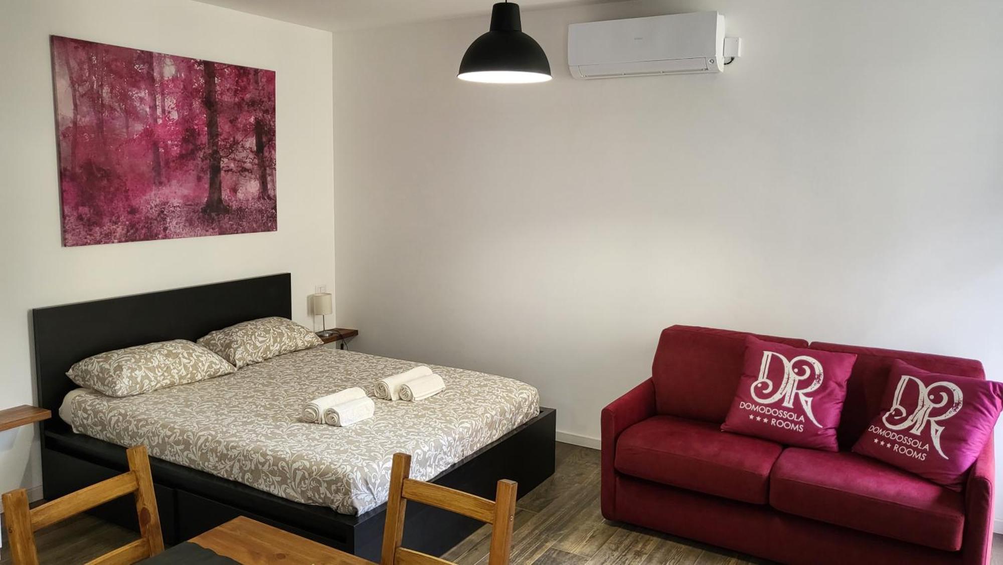 Alloggio Delizioso Domodossola Rooms Exterior foto